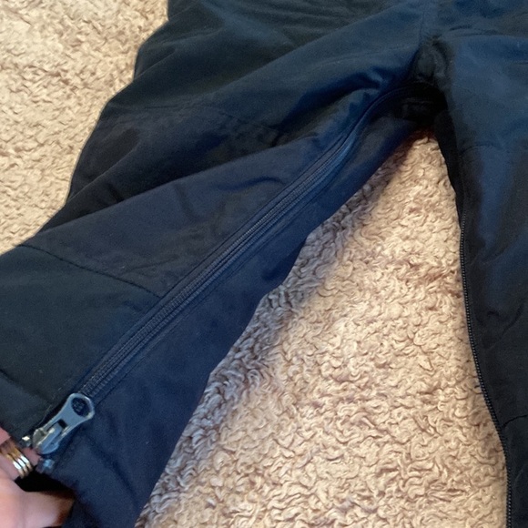 CHILDRENS PLACE Infant Snow Bibs - size 24 mo - Picture 3 of 9